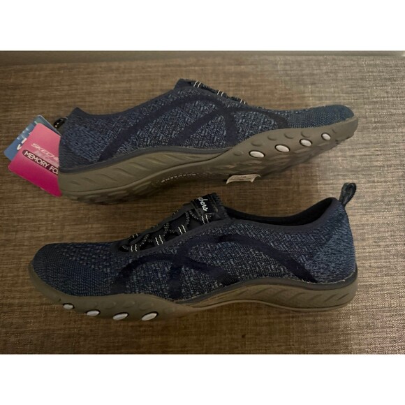 NWT Women's Skechers Blue Relaxed Fit Air Cooled Memory Foam Shoes Size 6.5 - Picture 5 of 9